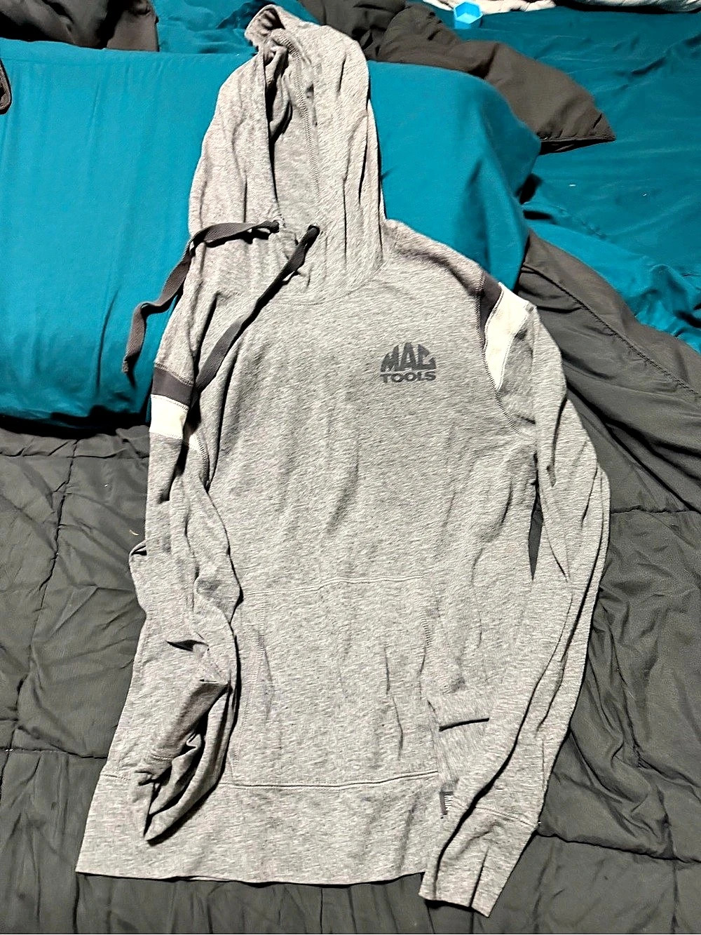 Mac Tools This Girl Loves Her Mechanic Hoodie Gray
